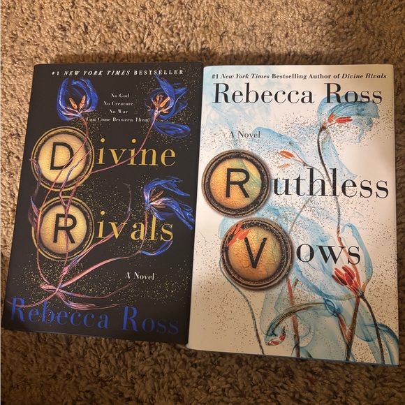 Rebecca Ross Book Set - Divine Rivals & Ruthless Vows - Picture 1 of 2